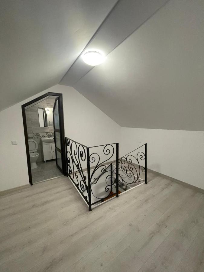 Casa Dan Apartman Bodzavásár Kültér fotó